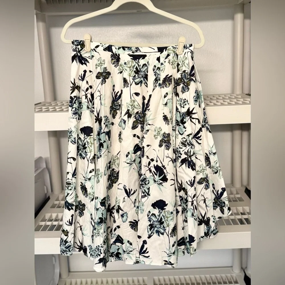 Jason Wu Floral Print Knee Length Skirt Ruffle Embellishment Slit Pockets Size 8